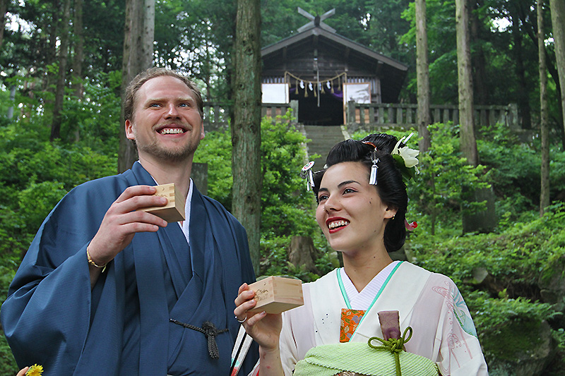 地元の池生(いけのお)神社で誓いの式
