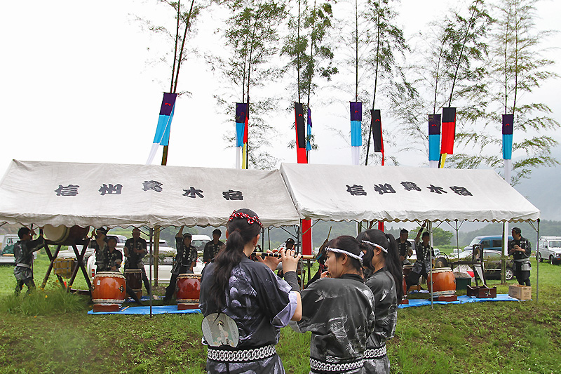 富士見太鼓の皆さんが披露宴を盛り上げてくださいました。